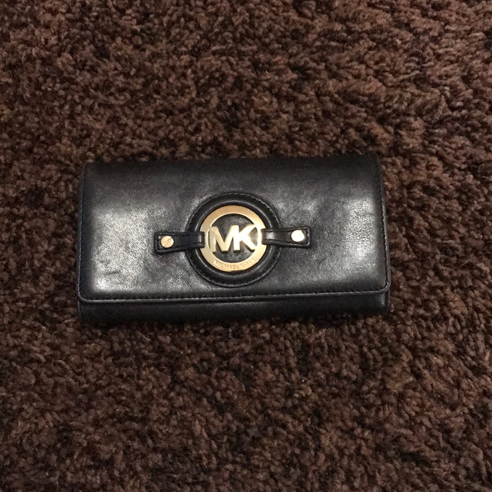 Michael Kors wallet